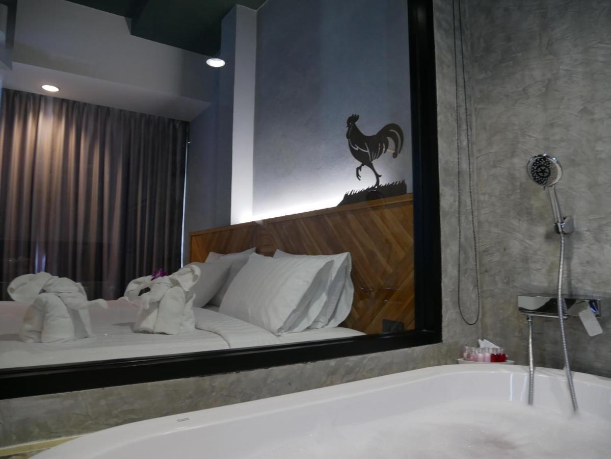 Ou Hotel Phitsanulok Dış mekan fotoğraf