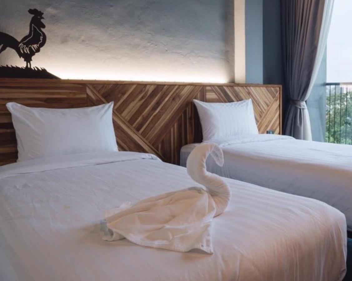 Ou Hotel Phitsanulok Dış mekan fotoğraf